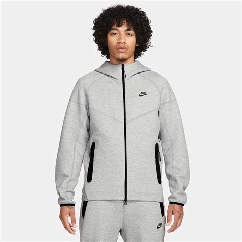 nike tech fleece men's.